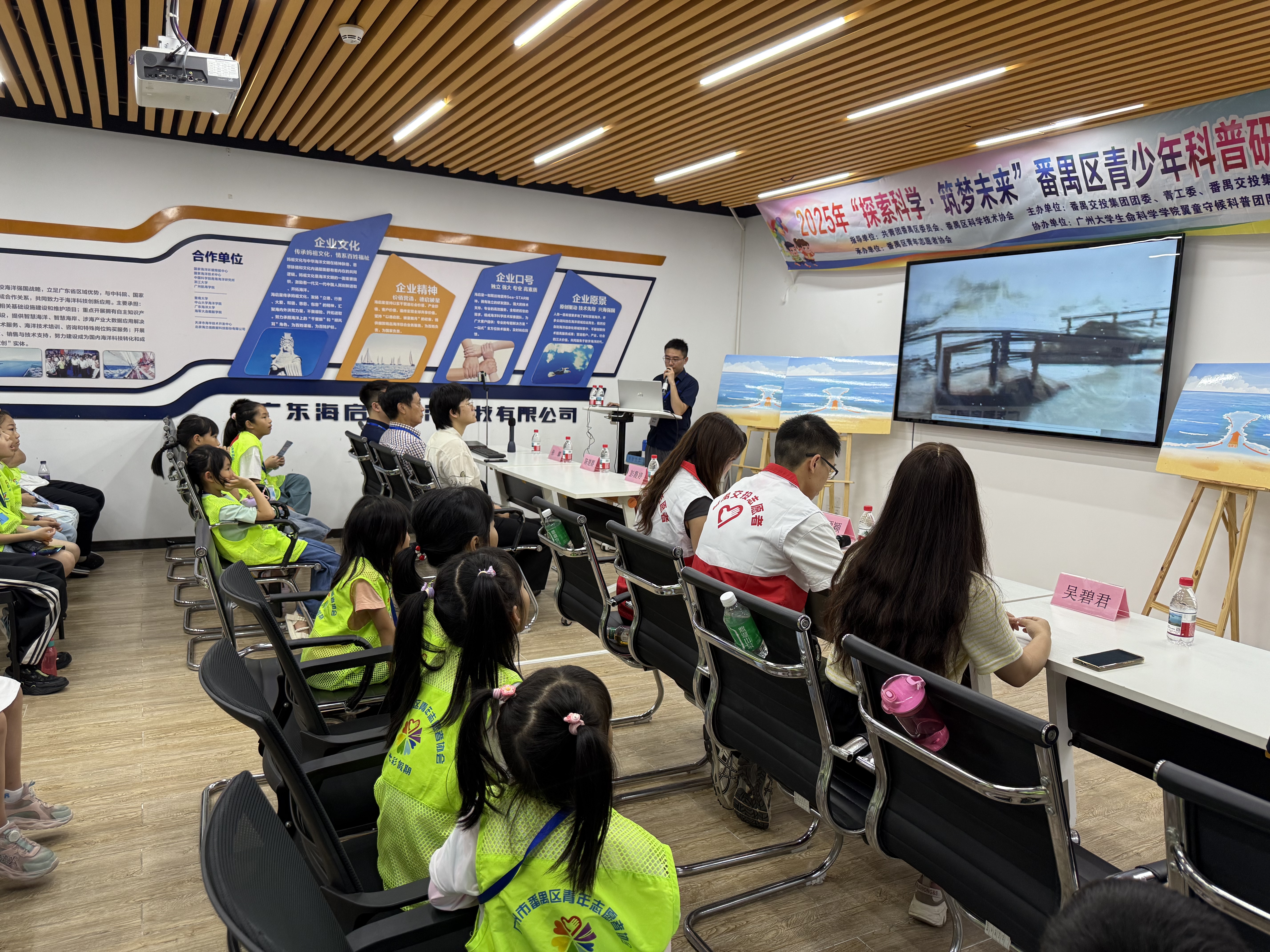 86cbce1a-287e-44fa-b8e5-0682510af9f8.jpg